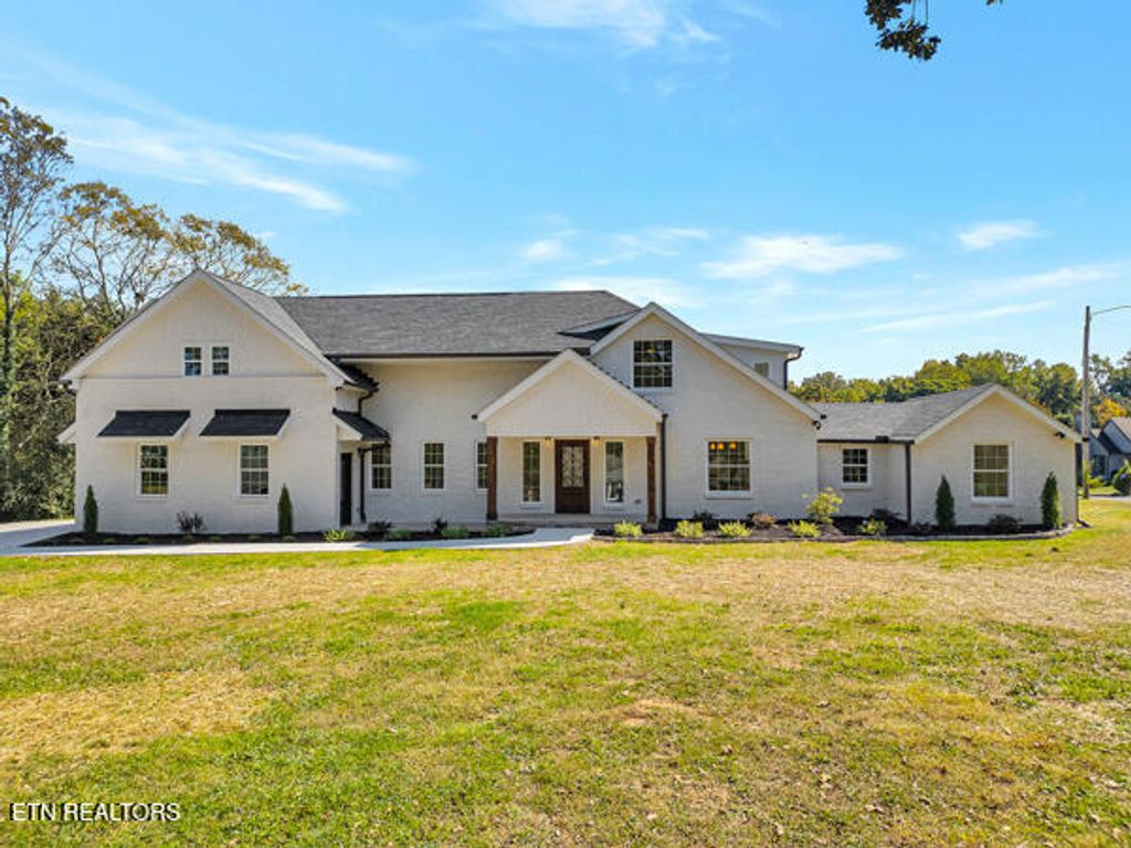 110 Broady Lane, Maryville, TN 37803