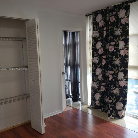 701 Three Islands Blvd 507, Hallandale Beach, FL 33009