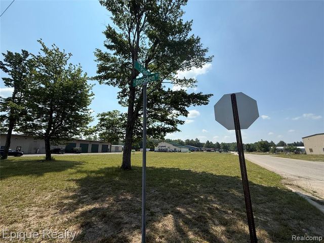 488 E Dresden Street, Kalkaska, MI 49646