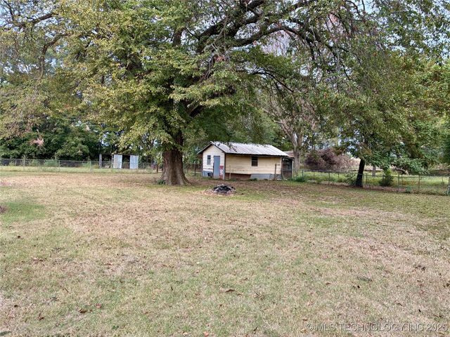 411321 E 1080 Road, Checotah, OK 74426