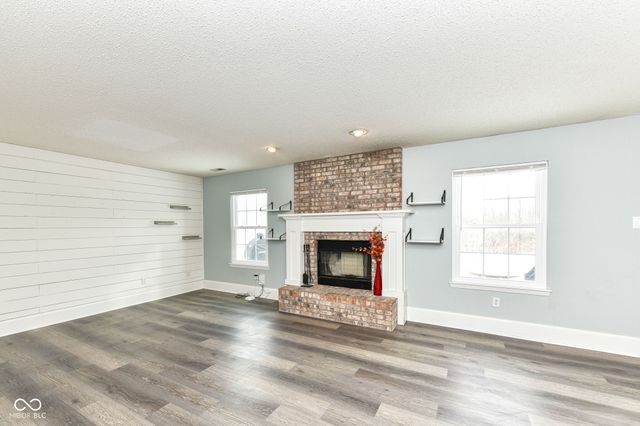 19304 Fox Chase Drive, Noblesville, IN 46062