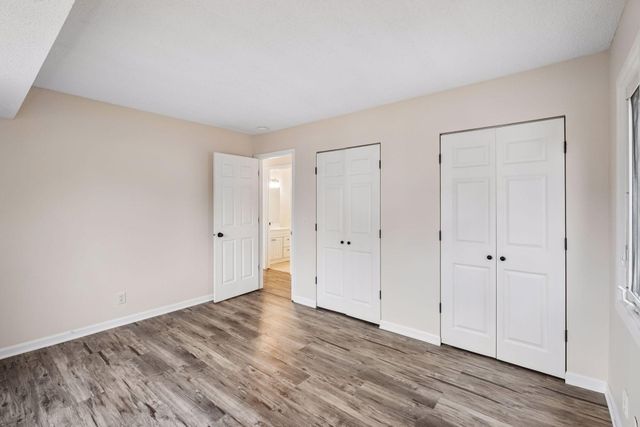 1498 Woodview Avenue W, Eagan, MN 55122
