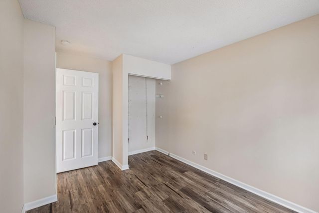 1498 Woodview Avenue W, Eagan, MN 55122
