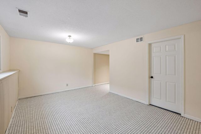 1498 Woodview Avenue W, Eagan, MN 55122
