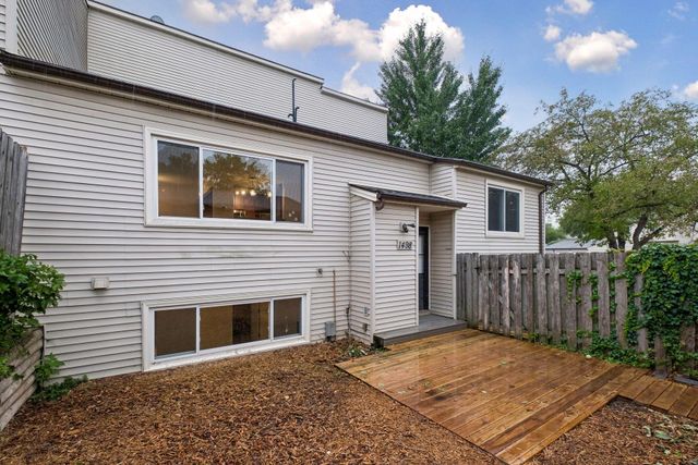 1498 Woodview Avenue W, Eagan, MN 55122