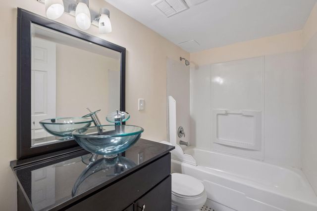 1498 Woodview Avenue W, Eagan, MN 55122