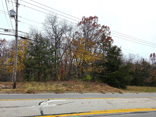 1104 SOUTHWEST BLVD, Jefferson City, MO 65109