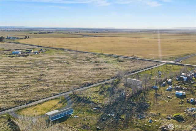 10124 Road 16 NE, Moses Lake, WA 98837