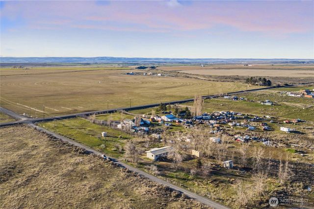 10124 Road 16 NE, Moses Lake, WA 98837