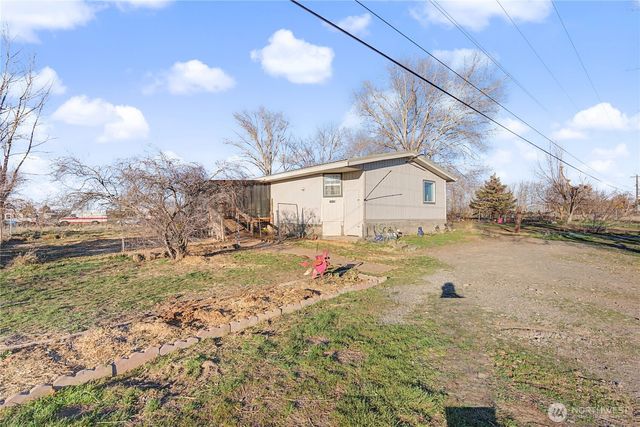 10124 Road 16 NE, Moses Lake, WA 98837