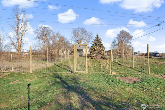 10124 Road 16 NE, Moses Lake, WA 98837