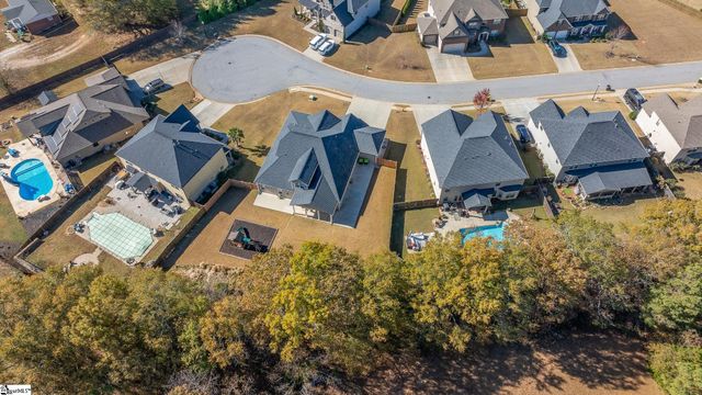 425 Castleford Place, Simpsonville, SC 29681