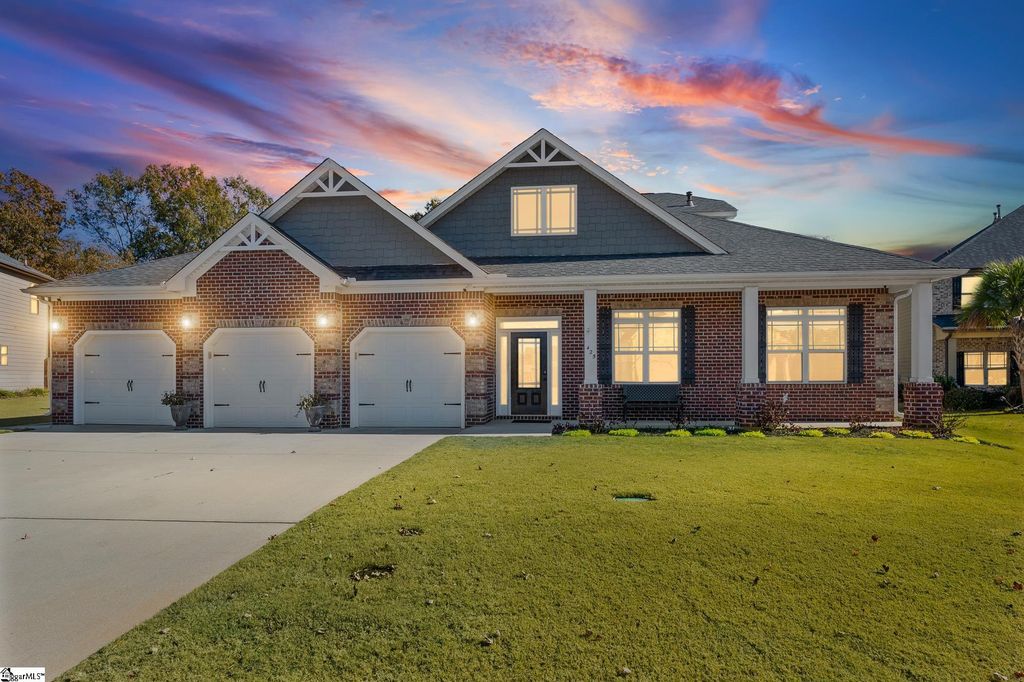 425 Castleford Place, Simpsonville, SC 29681