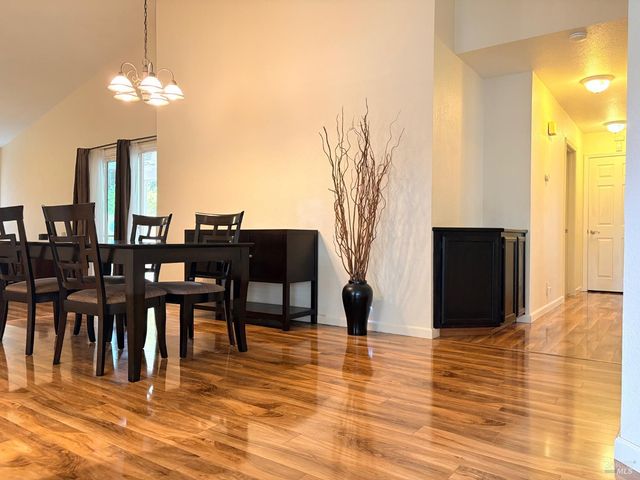 814 Capistrano Dr, Suisun City, CA 94585