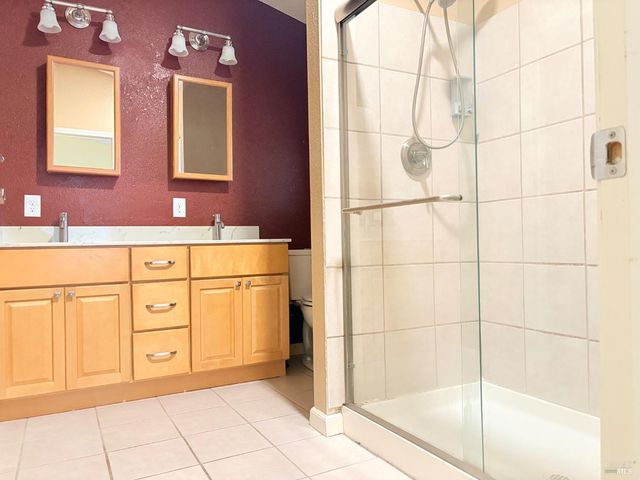 814 Capistrano Dr, Suisun City, CA 94585