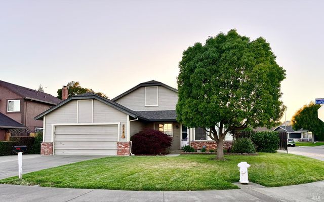 814 Capistrano Dr, Suisun City, CA 94585