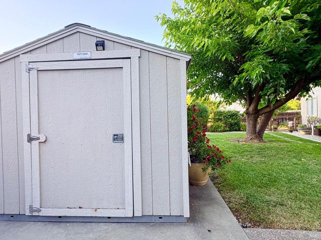 814 Capistrano Dr, Suisun City, CA 94585