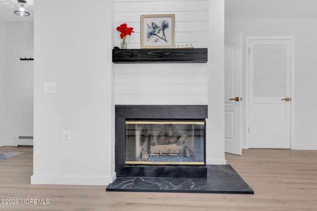 80 Canterbury Lane, Toms River, NJ 08757