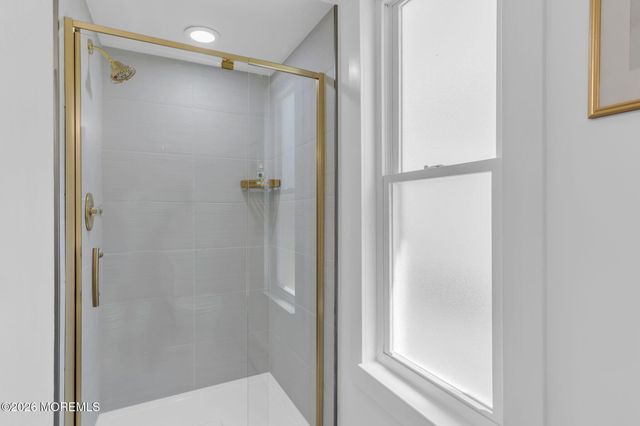 80 Canterbury Lane, Toms River, NJ 08757