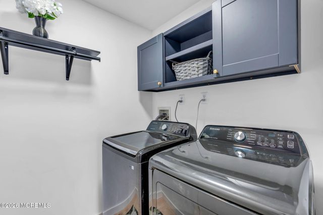 80 Canterbury Lane, Toms River, NJ 08757