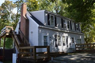 21R Wareham St, Middleboro, MA 02346