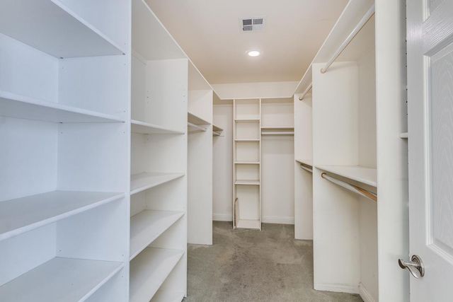 526 E Flynn Lane, Phoenix, AZ 85012
