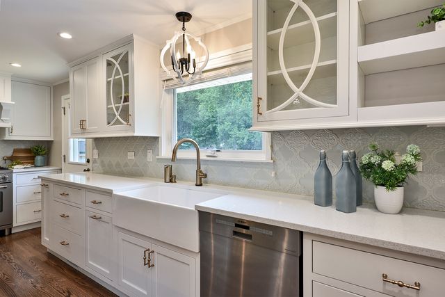 1328 Cabot Lane, Schaumburg, IL 60193