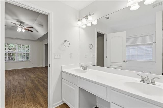 836 Topaz Valley, Canton, GA 30114