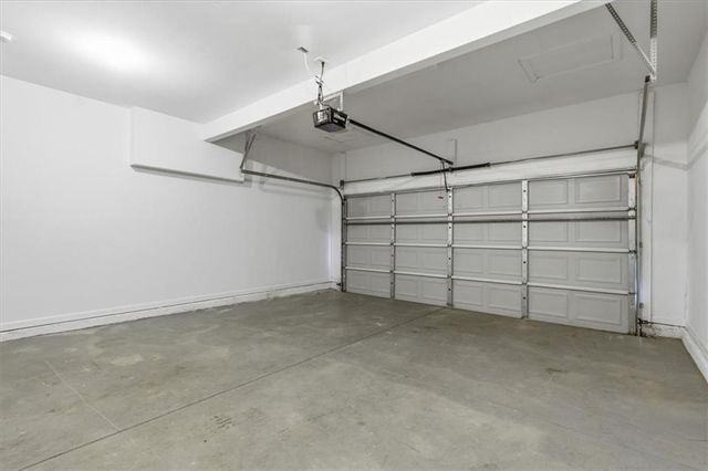 836 Topaz Valley, Canton, GA 30114