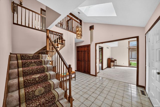 51132 Pheasant Run Drive, Granger, IN 46530