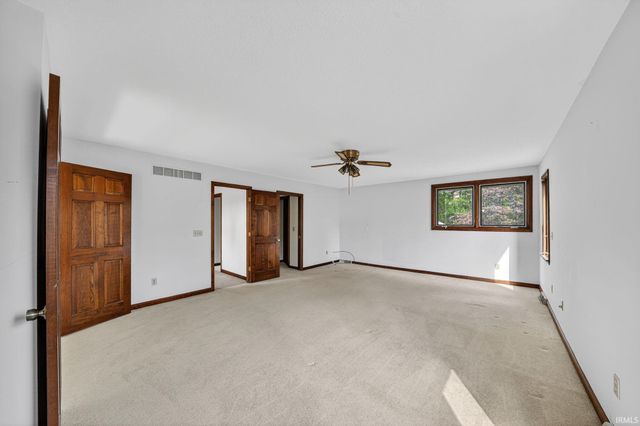 51132 Pheasant Run Drive, Granger, IN 46530
