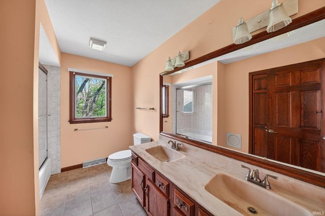 51132 Pheasant Run Drive, Granger, IN 46530