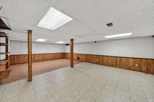 51132 Pheasant Run Drive, Granger, IN 46530