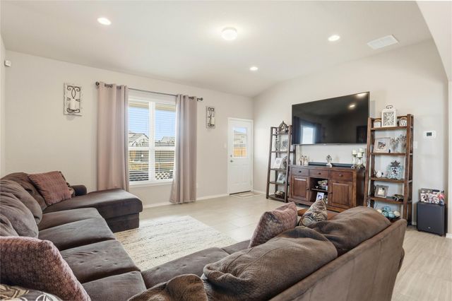 3654 Twin Dish WAY, New Braunfels, TX 78130