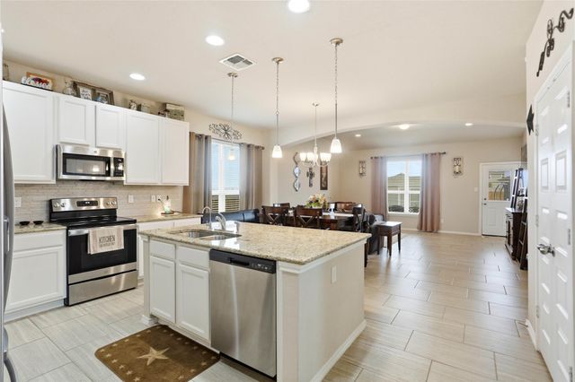 3654 Twin Dish WAY, New Braunfels, TX 78130