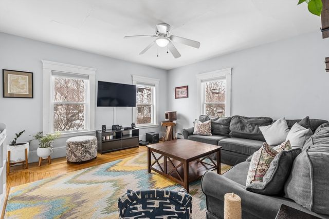 98 Cedar St 2, Dedham, MA 02026