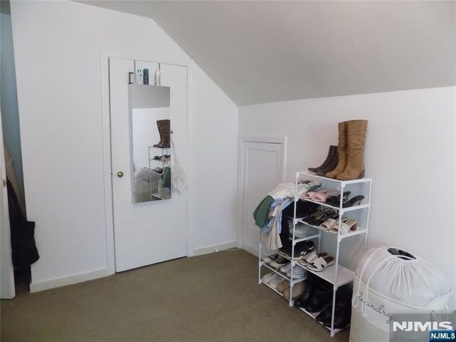 33 Wyndham Road, Norwood, NJ 07648
