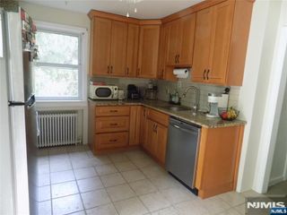 33 Wyndham Road, Norwood, NJ 07648