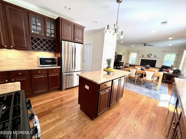 3 Chestnut Ridge Road, Holmdel, NJ 07733