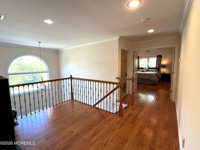3 Chestnut Ridge Road, Holmdel, NJ 07733