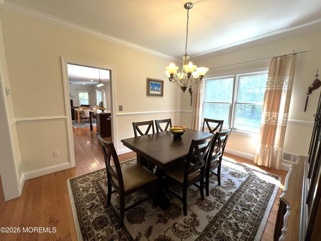 3 Chestnut Ridge Road, Holmdel, NJ 07733