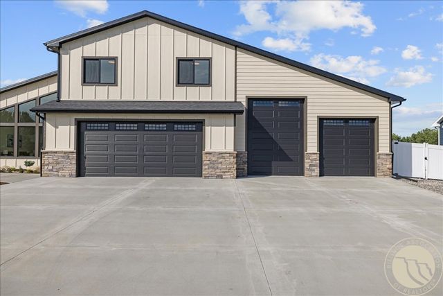 6333 Skycrest Drive, Billings, MT 59106