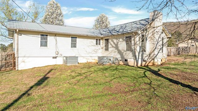 216 45th Street NE, Fort Payne, AL 35967
