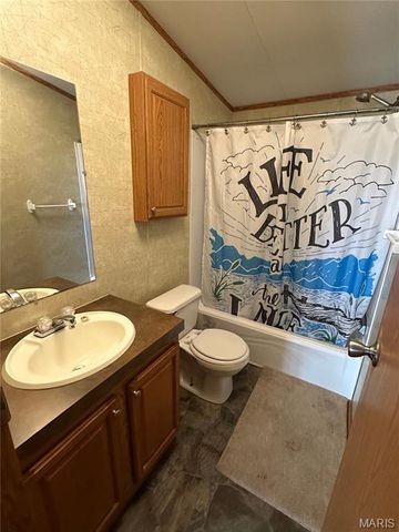 69 Mary Ann Lane, Wappapello, MO 63966