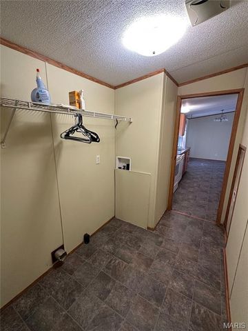 69 Mary Ann Lane, Wappapello, MO 63966