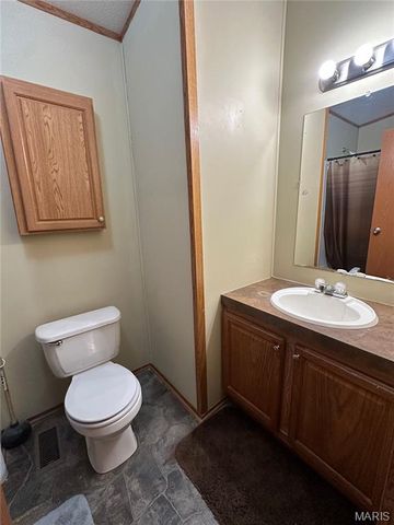 69 Mary Ann Lane, Wappapello, MO 63966