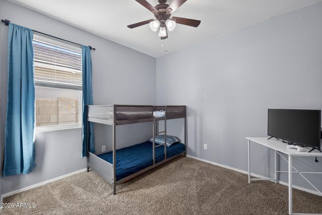 7644 W FLORENCE Avenue, Phoenix, AZ 85043