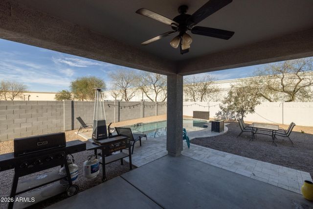 7644 W FLORENCE Avenue, Phoenix, AZ 85043