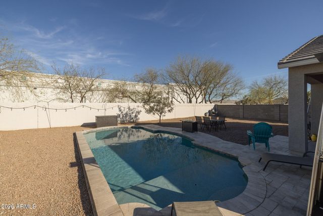 7644 W FLORENCE Avenue, Phoenix, AZ 85043