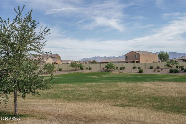 7644 W FLORENCE Avenue, Phoenix, AZ 85043